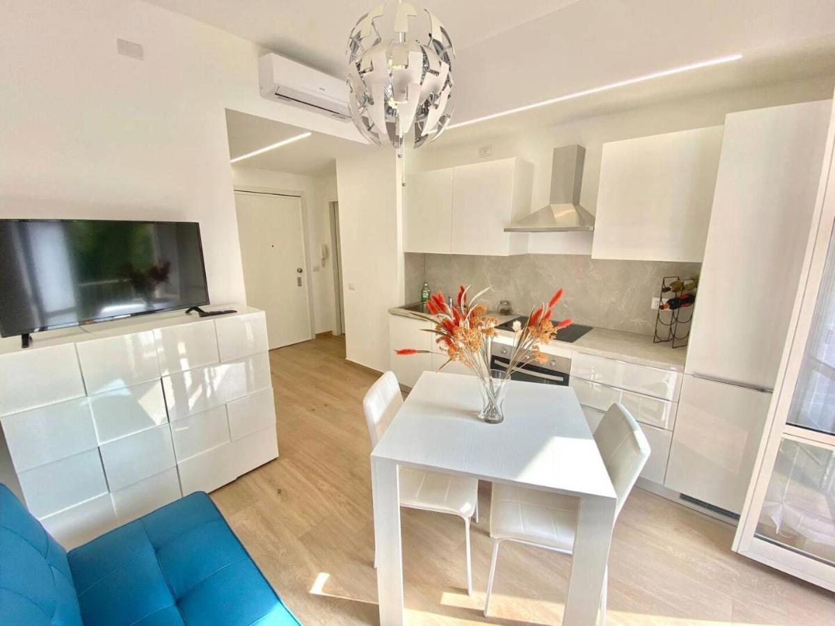 Federico'S House - Eleganza E Stile In Via Anselmo Da Baggio Daire Milano Dış mekan fotoğraf
